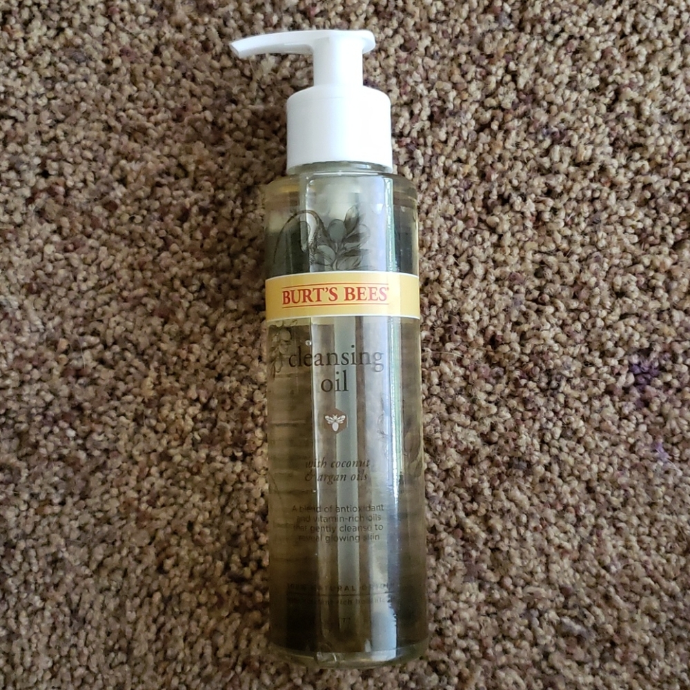 3/20*Burts bees cleansing oil